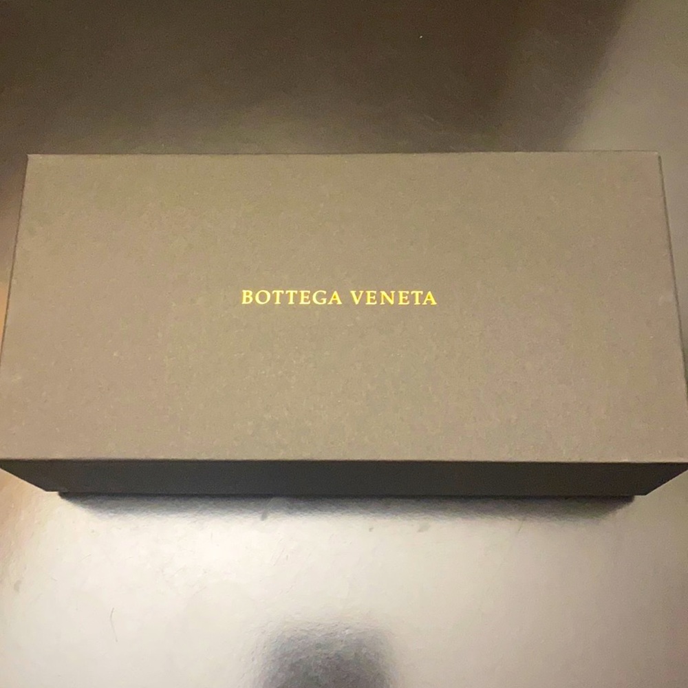 Bottega Veneta sunglasses